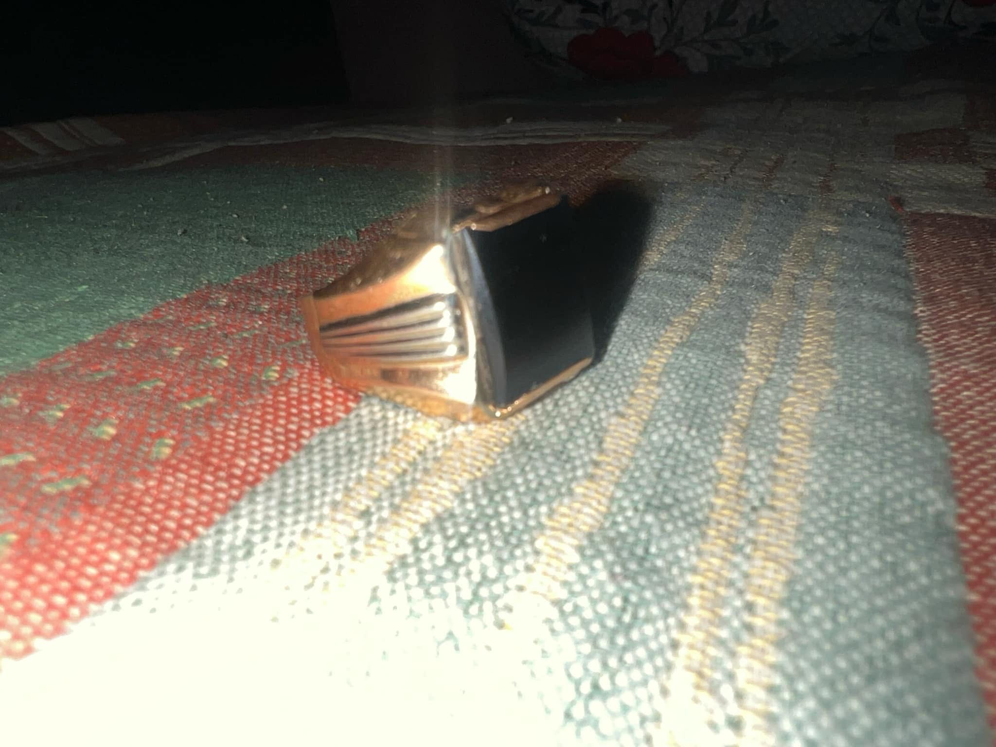vand ghiul de barbati 18k 8,7g