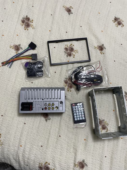 Vând MP5 Player Auto