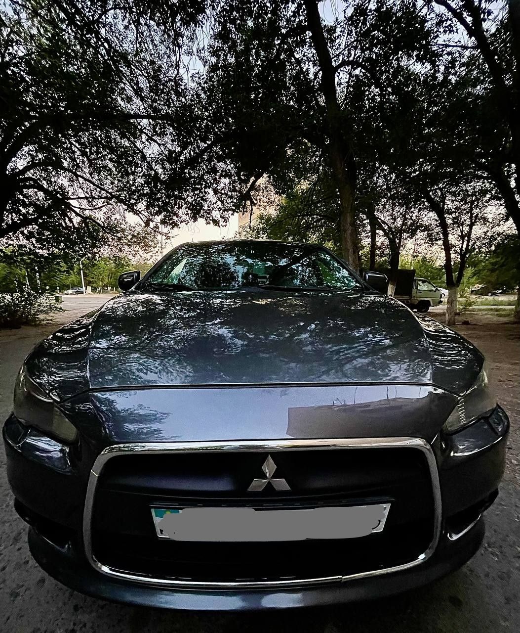 Mitsubishi lancer