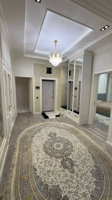 Сдается квартира  Якасарай р-н Саламатина  4/3/10 135м2