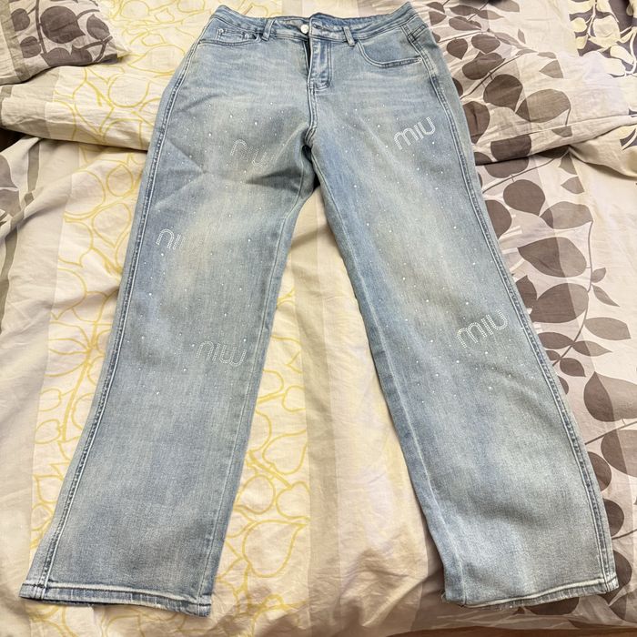 Дънки с радкроен крачол