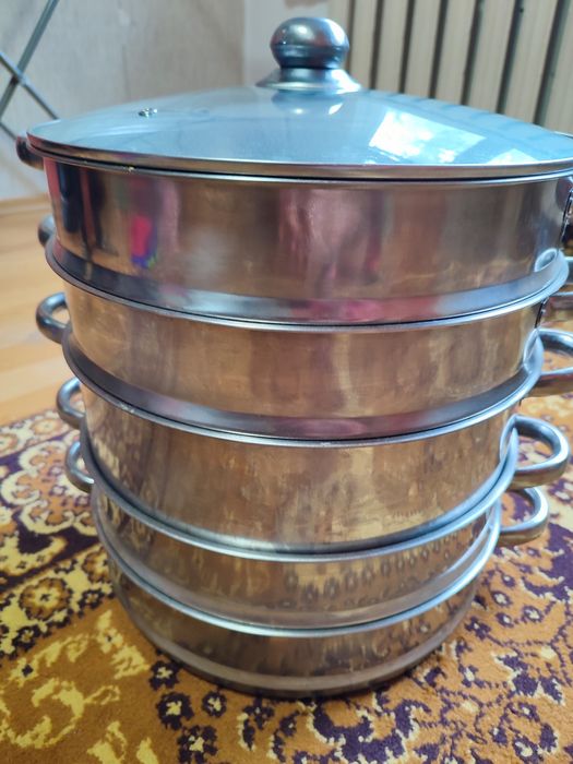 Продается Мантоварка