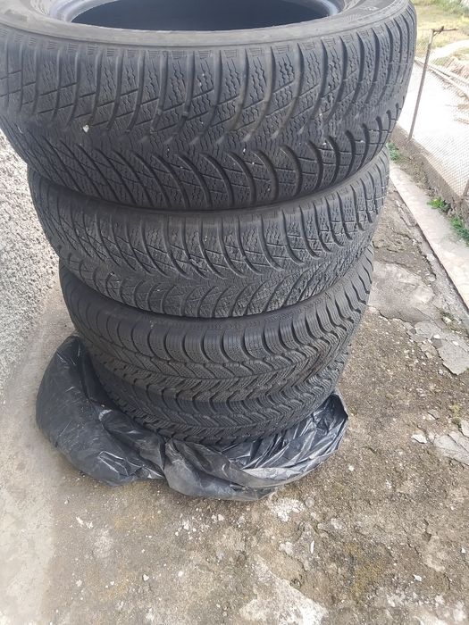 Нови 4 зимни гуми