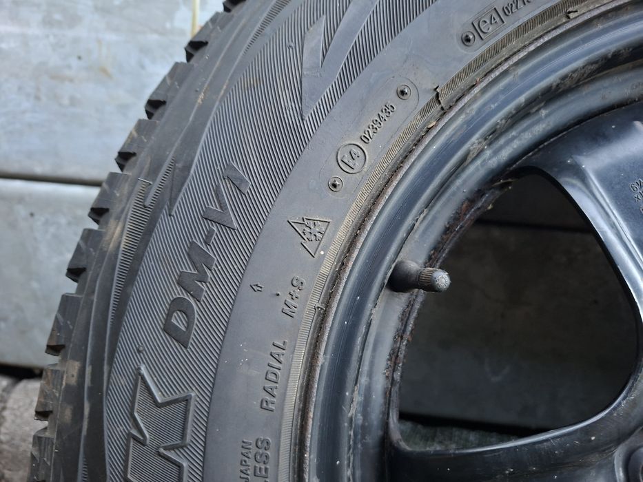 2 jante structurate GM r16, 5x110, cu anvelope iarna  215 70 r16