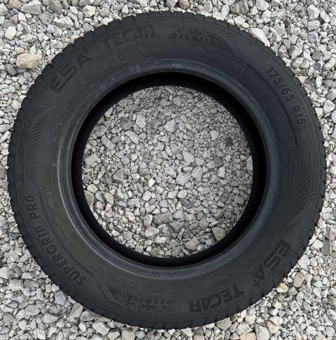 Зимни гуми Esa 175/65/15, Dot: 34/21