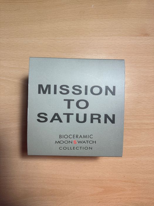 Omega x Swatch MoonSwatch Mission to Saturn + Factura