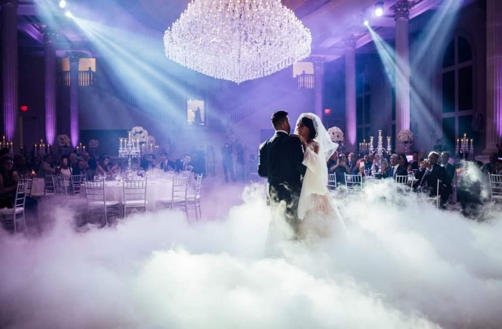 Cosmin Events [Open Bar,Tort Shoturi,Oglinda Foto, Baloane cu fum]