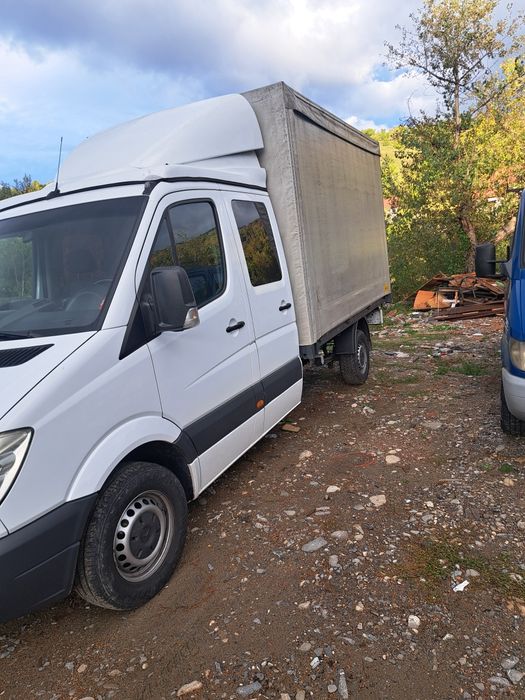 Vand mercedes sprinter  doka 7 locuri din 2011 euro5