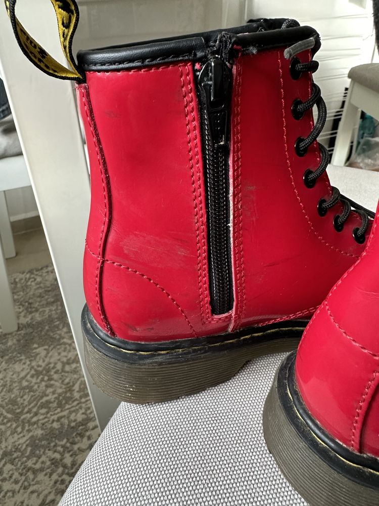 Dr. Martens оригинал 33 номер момиче