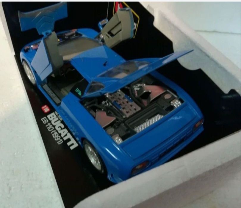 Bugatti EB110 (1991)
Scara 1:18
Bburago

Pozele reflectă realitatea. S