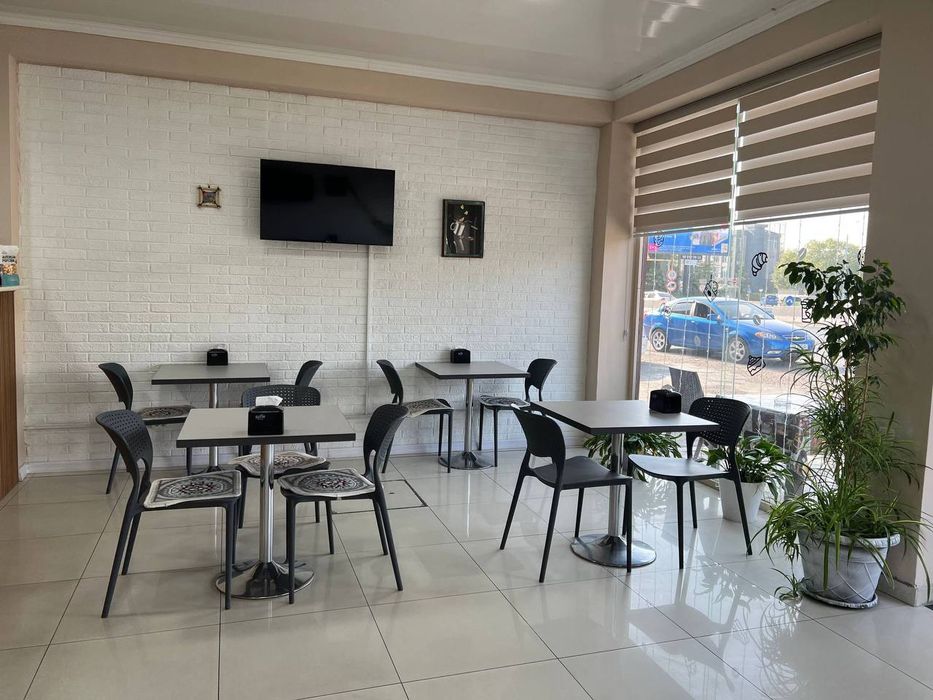 Продаётся готовый бизнес! Кафе на мойке отличная локация