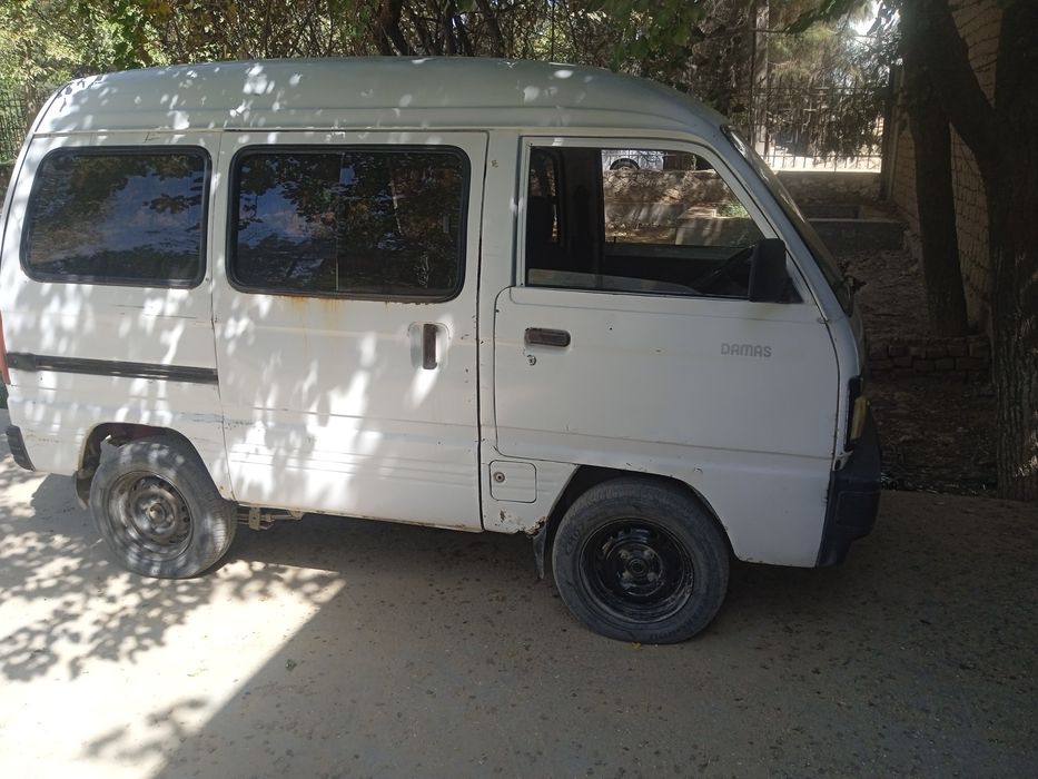 Damas 1 metanli benzinga yuradi balon 13 li zigzak toza  kraska bor