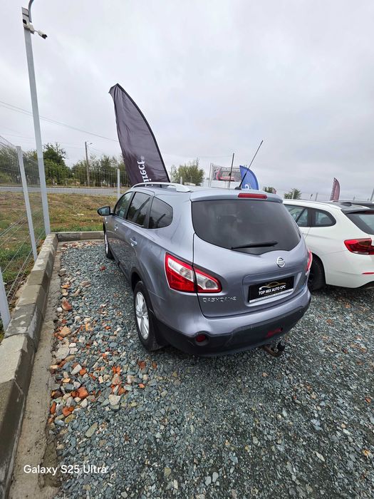 Nissan Qashqai +2
