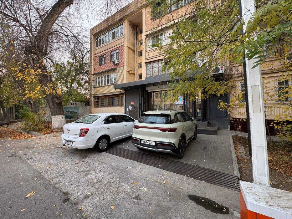 Продажа коммерческой недвижимости вдоль дороги Мирабадский р-н 100м2