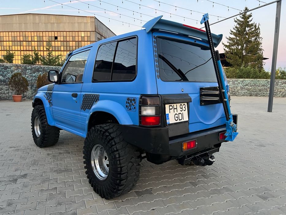 Mitsubishi Pajero 3.0 Benzină mk2 4X4
