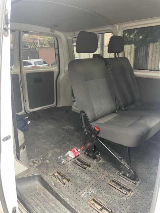 Dezmembrez VW transporter T5 2.0 TDI an 2013