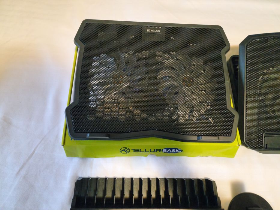 Stand/Dock/Cooler incarcare controller dual ps4