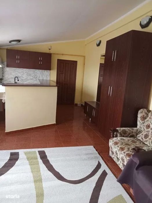Apartament de inchiriat cu 4 camere, zona Viile Noi