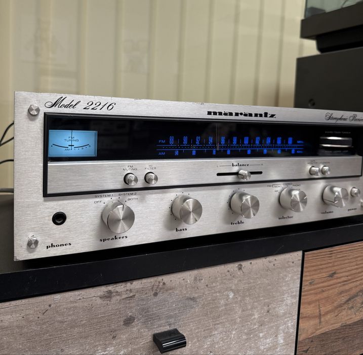 Ретро усилвател - ресивър MARANTZ 2216 - 1976-1978 г.