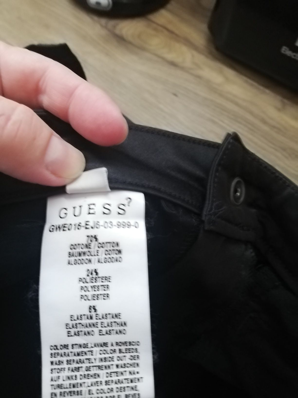 Fusta Guess de dama mas 28