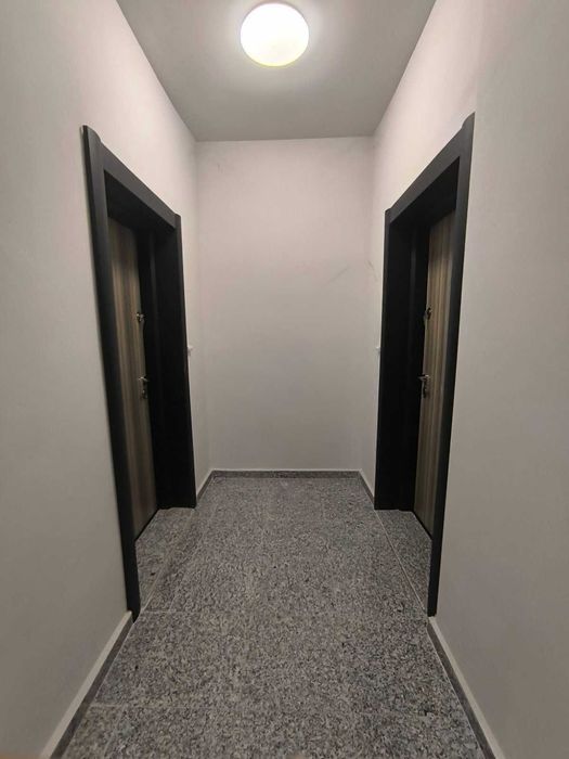 Дава се под наем Офис в Пловдив, Кючук Париж - 85 кв.м за 433.5 € - Снимка #13