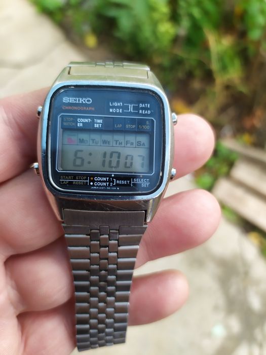 Ретро електронен часовник Seiko