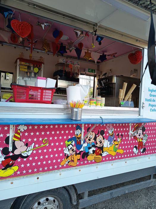 Vând mașină Iveco daily