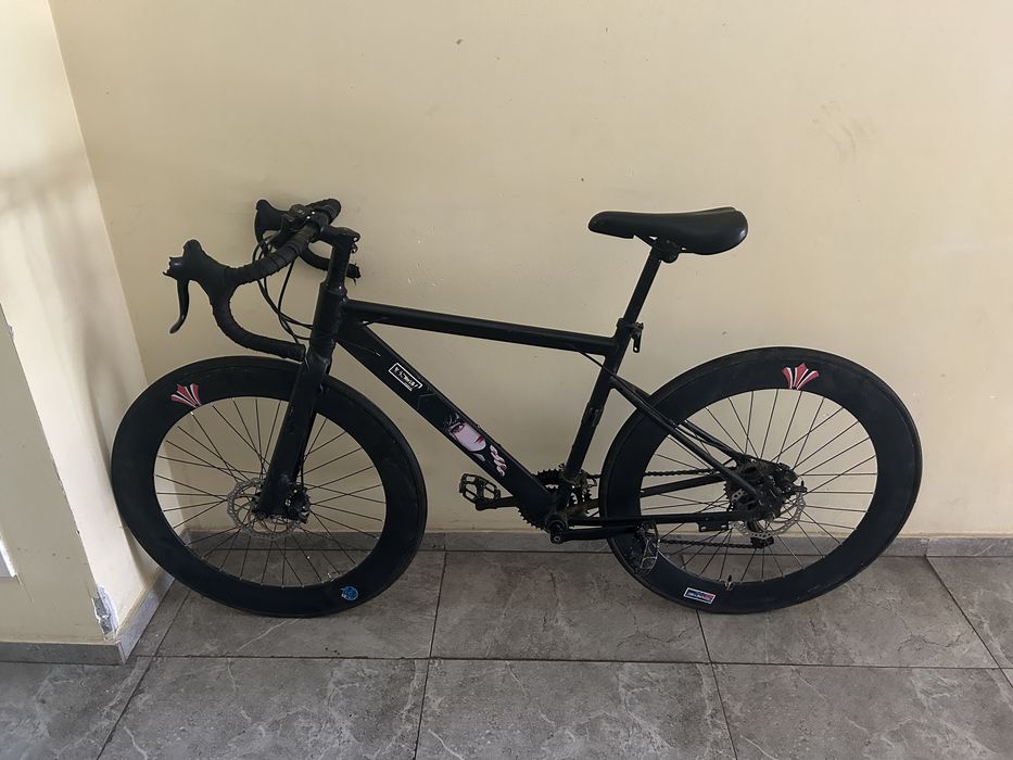 Срочно продам Шоссейный велосипед Phillips.