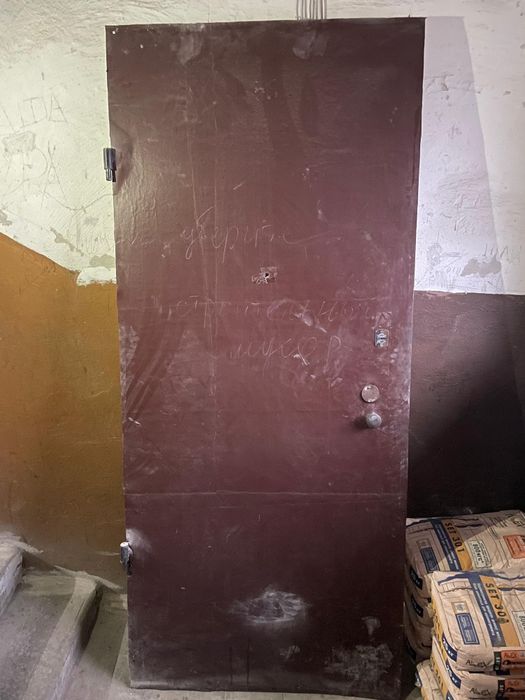 Продам дверь входную