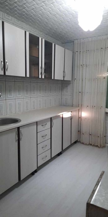 De vânzare apartament 2 camere, semidecomandat, central