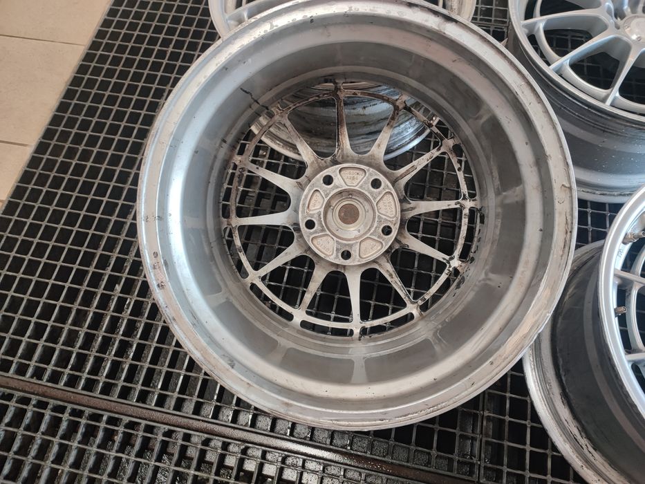 Enkei nt03+m 18x8.5/10 5x120