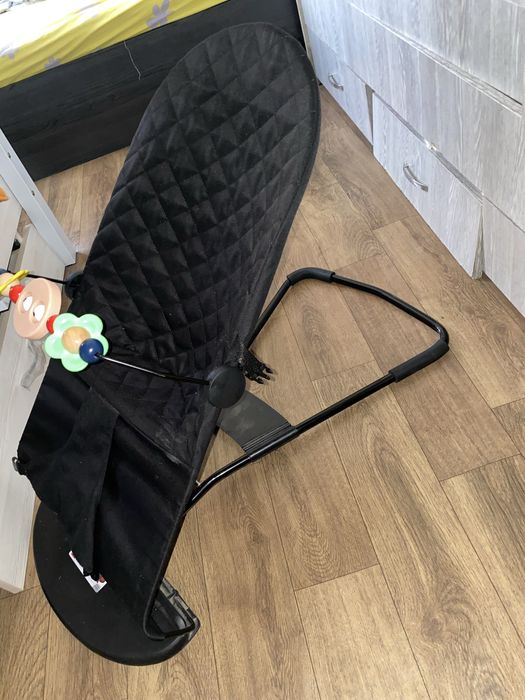 Шезлонг для новорожденых