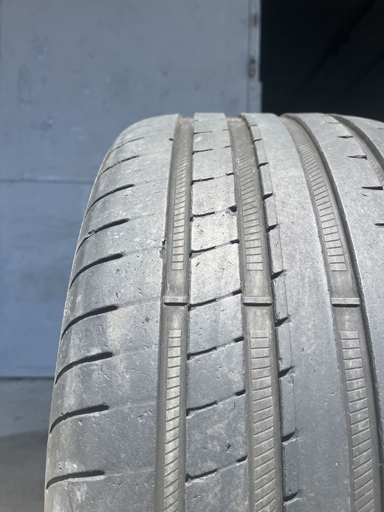 2 бр. летни гуми 265/30/20 GoodYear DOT 0618 5,2 mm