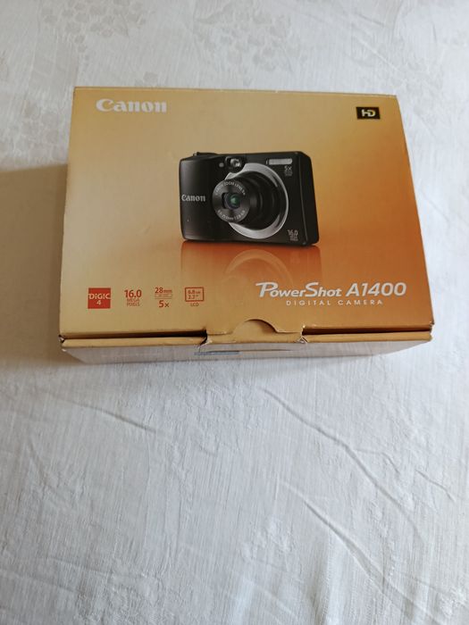 Aparat foto  Canon nou nefolosit