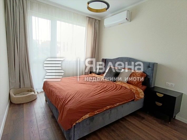 Продава се Тристаен апартамент в Варна, Левски - 100 кв.м за 2550 €/кв.м - Снимка #3