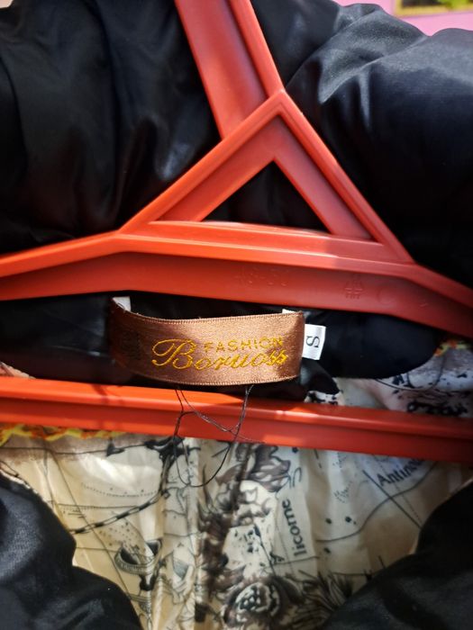 Продам чёрную,зимнюю куртку