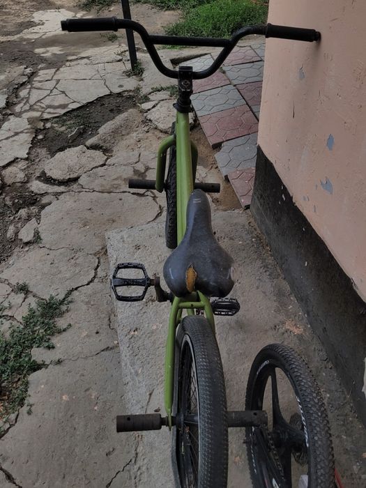 Продам бмх срочно