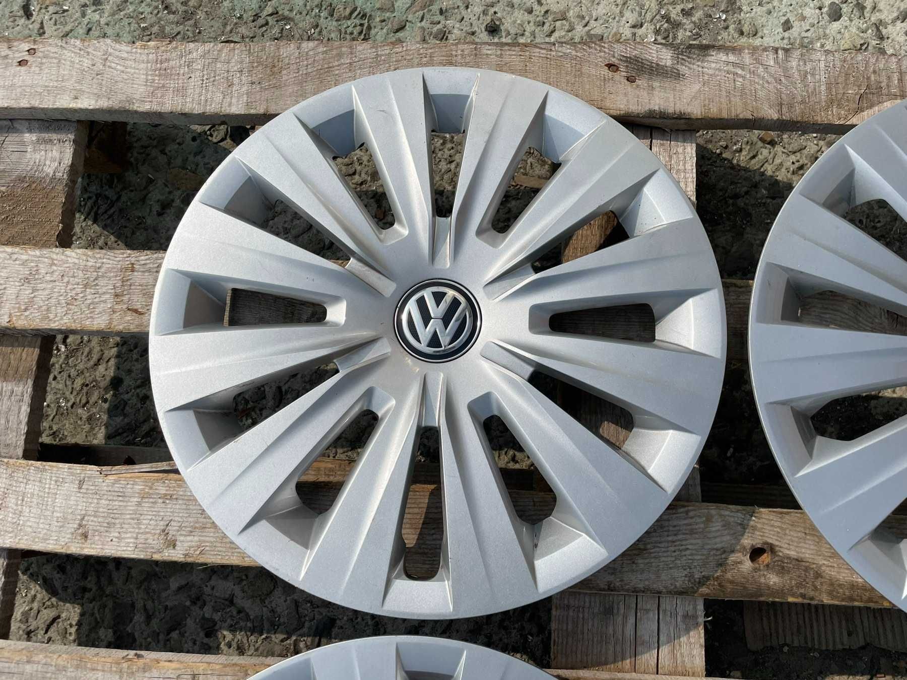 15 цола Тасове VW Jetta Golf Volkswagen 5G0601147 Оригинал