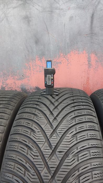 зимни гуми 225/55/18 BF Goodrich 
dot4021
6.97 мм грайфер 
Добро състо