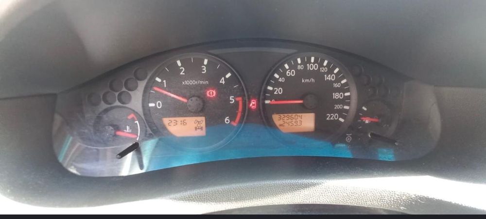 Nissan Navara Autoutilitara
