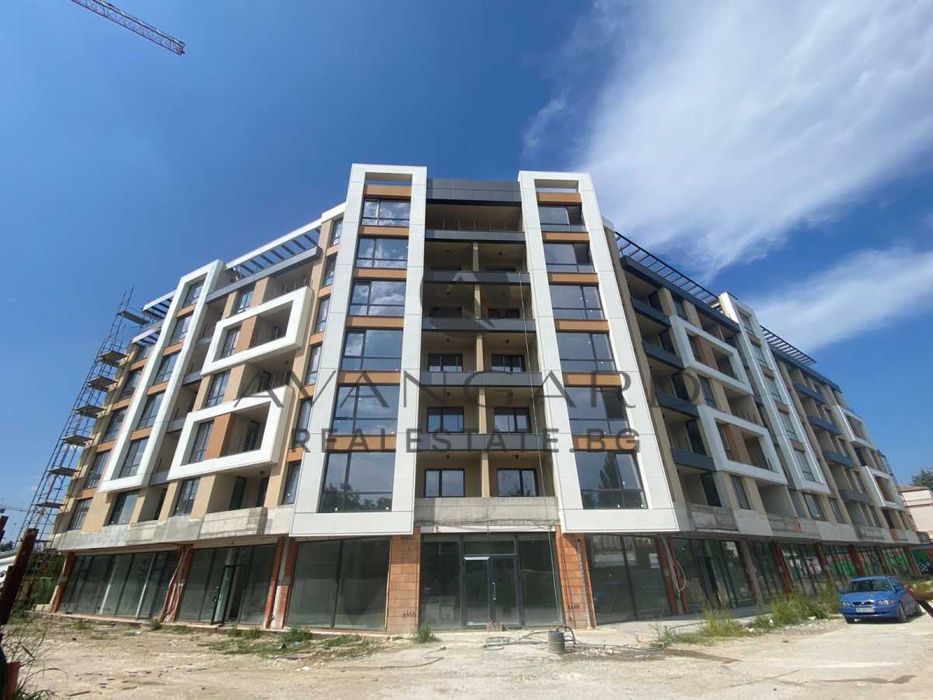 Продава се Тристаен апартамент в Пловдив, Христо Смирненски - 167 кв.м за 998 €/кв.м - Снимка #1