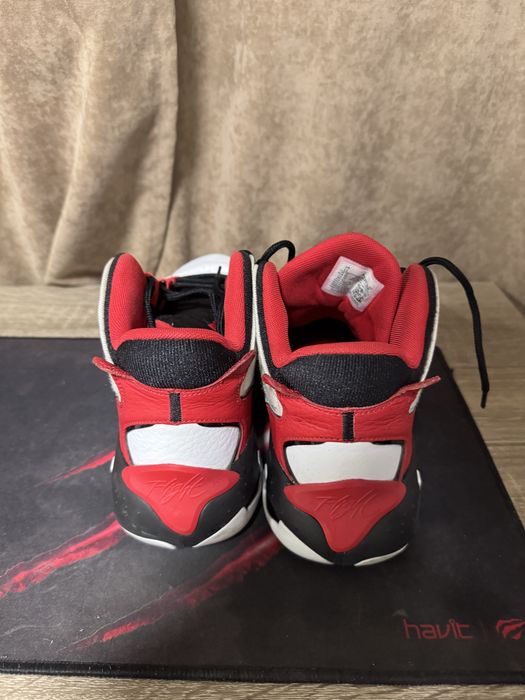 Jordan max aura 4