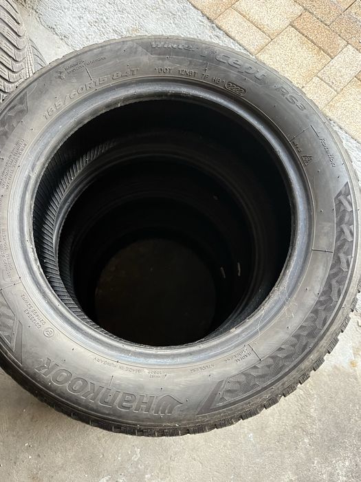cauciucuri de iarna hankook 185/60R15