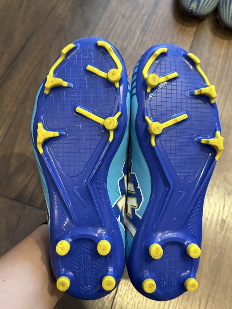 Калеври/Бутонки/Обувки за футбол/Адидас/Addidas/Nike/Найк