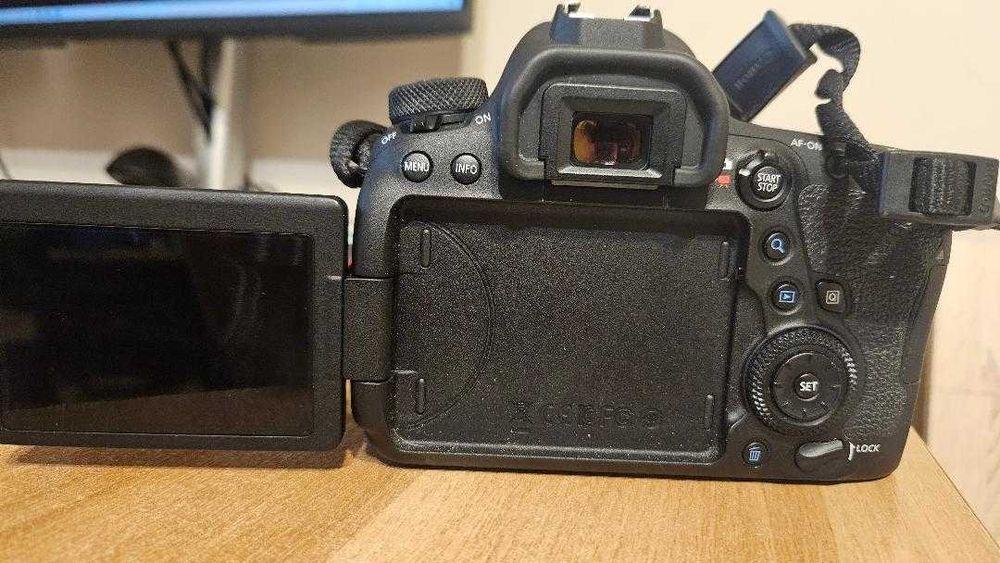 Canon 6D mark II