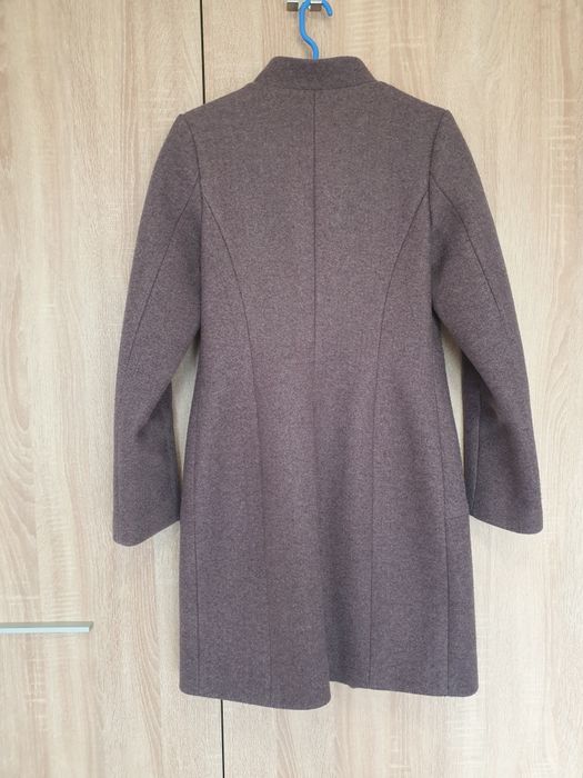 Vand 2 paltoane marimea S