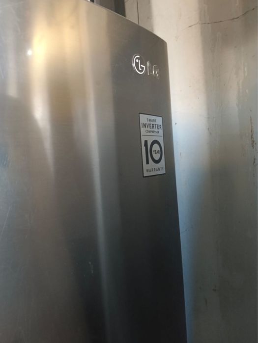 Продам холодильник