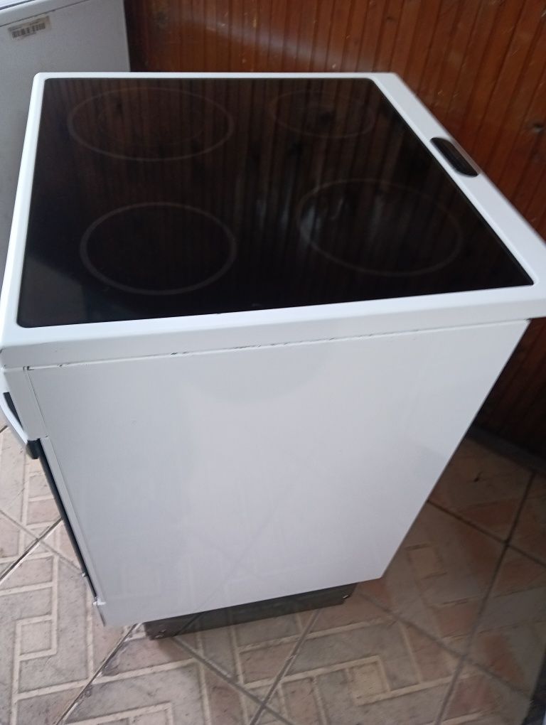 Свободно стояща печка с керамичен плот VOSS Electrolux 2годиниГаранция