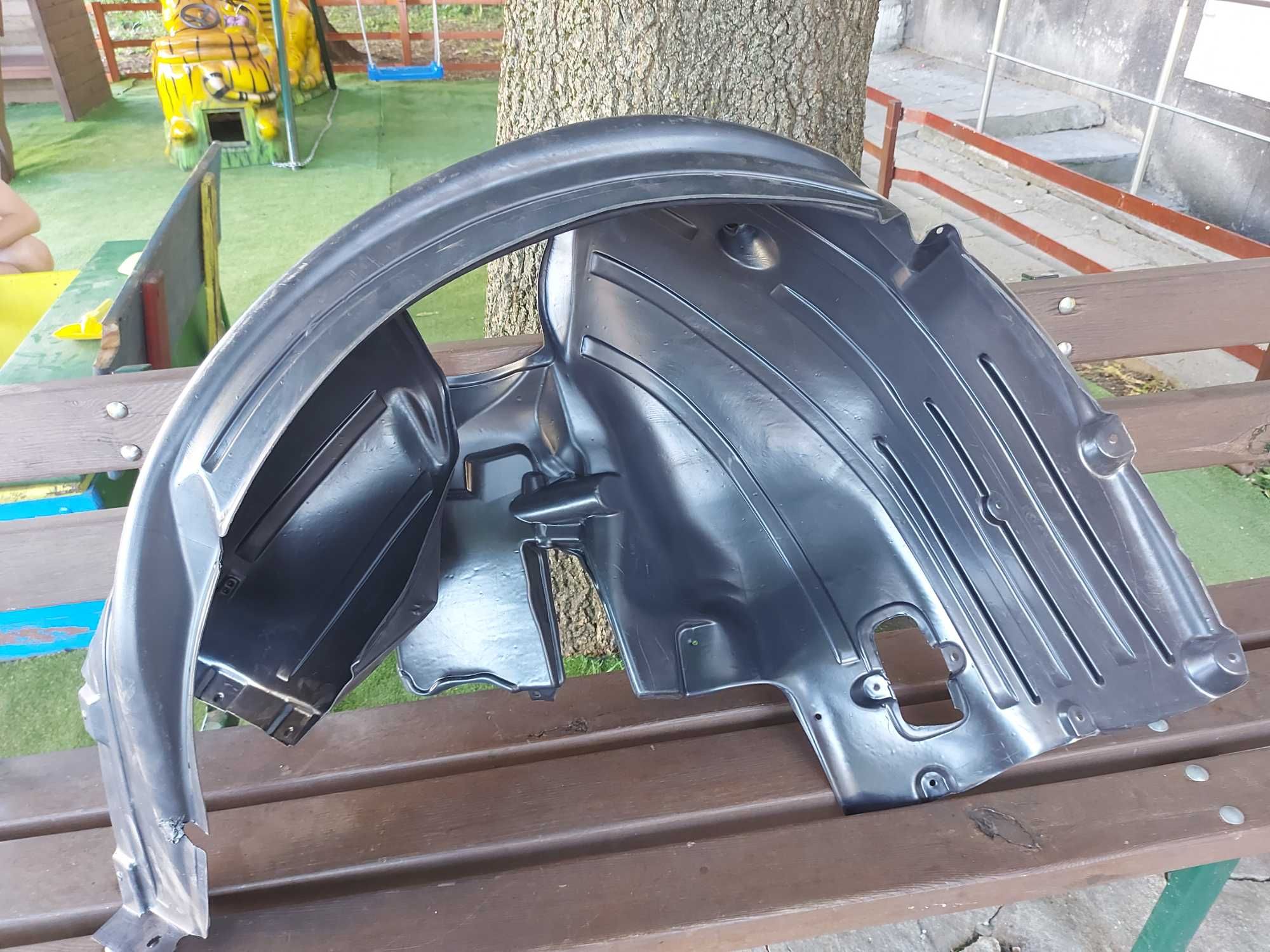Нов преден десен подкалник за BMW E 60/2003г.