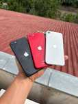 iPhone SE 2020 Black/Red/White, Memorie 128GB, Baterie 100%, iOS 18.5